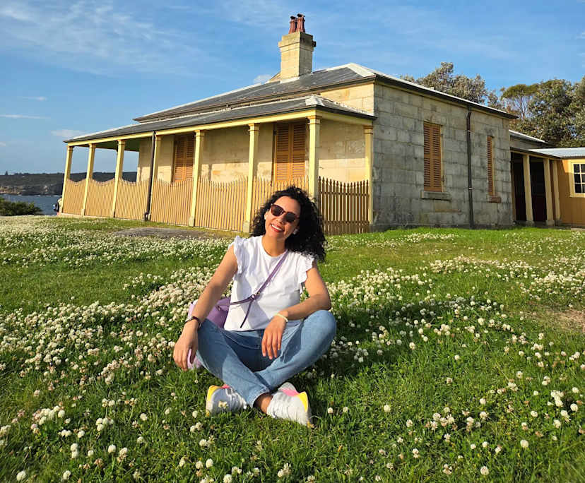 Denisse (29), $430, Non-smoker, No pets, and No children