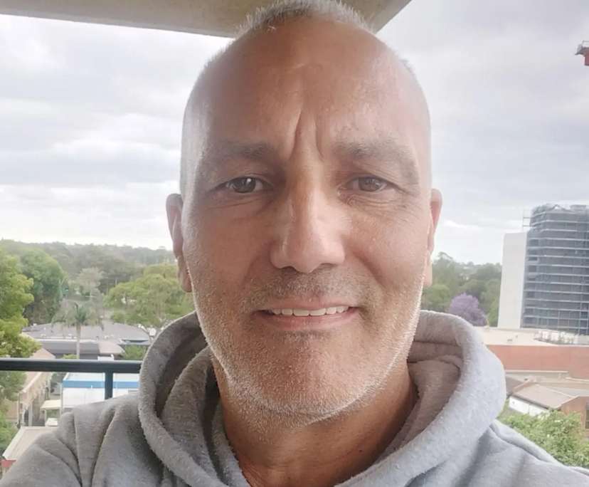 Phil (52), $300, Smoker, No pets, and No children