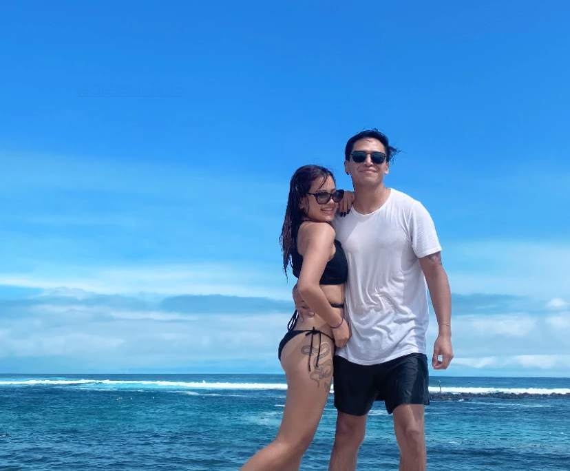 Arisa (24) and Jonathan (31), $300, 