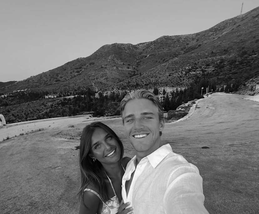 Thomas (25) and Reagan (25), $800, Non-smoker, No pets, and No children