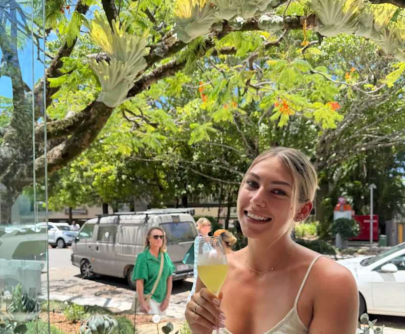 Lillian (25), $600, Smoker, No pets, and No children