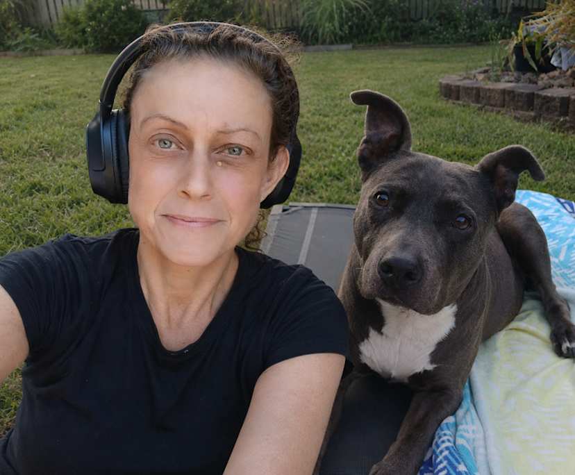 Stephanie (99), $450, Non-smoker, Have pets, and No children