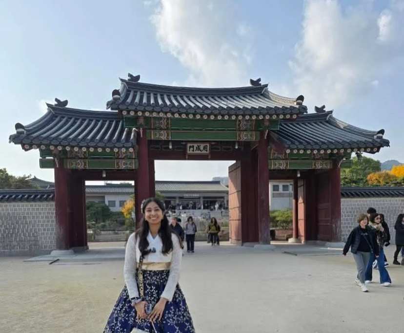 Tharsika (30), $600, Non-smoker, No pets, No children, and LGBTQIA+