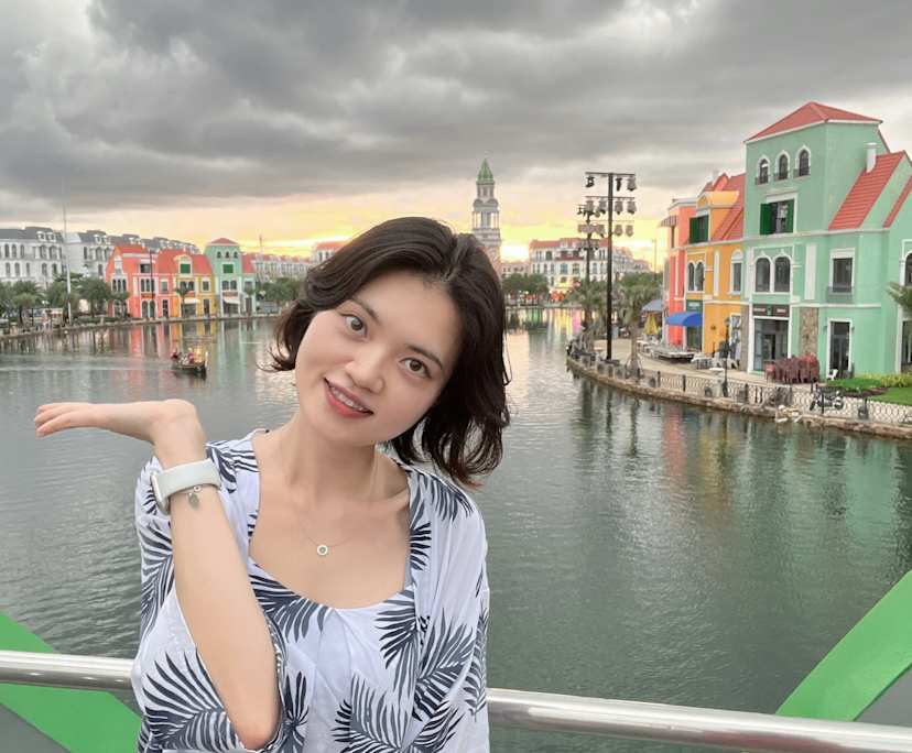YUJIN