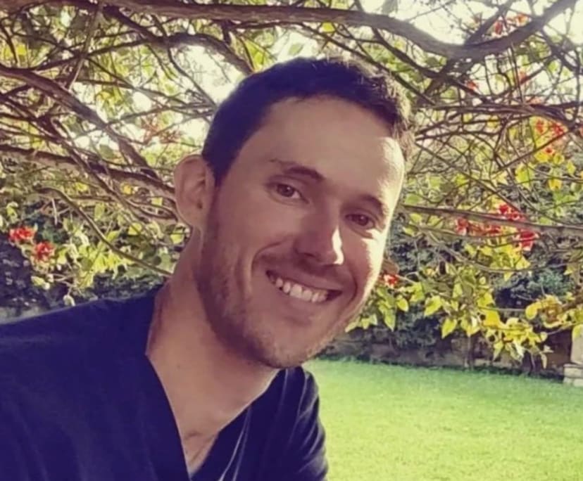 Flynn (34), $400, Non-smoker, No pets, and No children