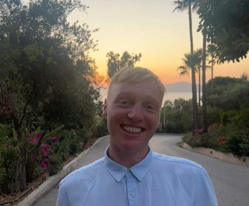 Sam (29), $400, LGBTQIA+, Non-smoker, No pets, and No children