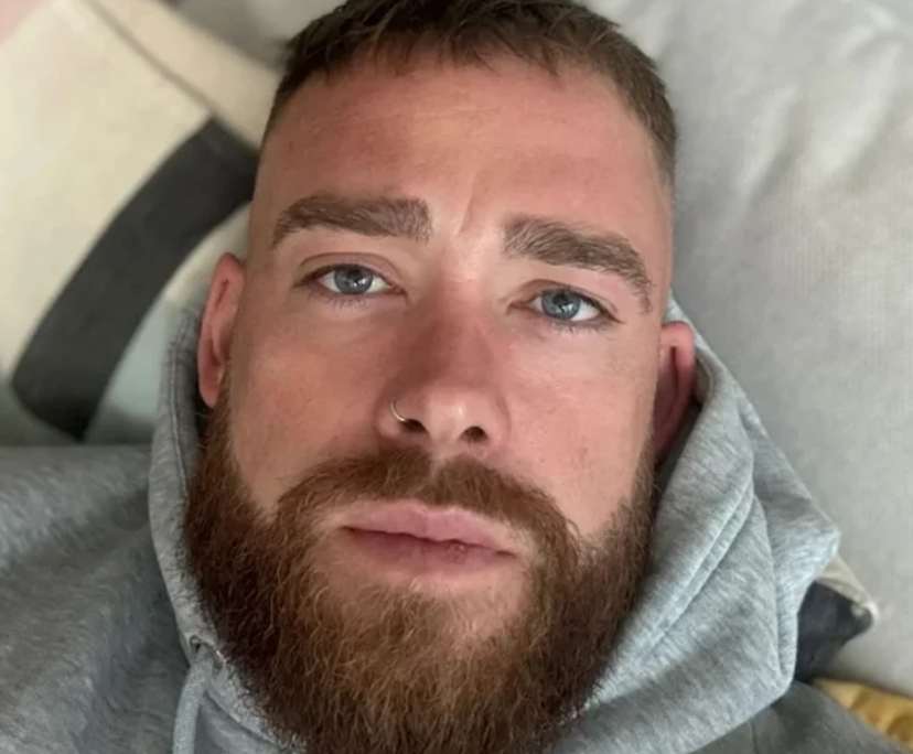 Josh (33), $500, Non-smoker, No pets, and No children