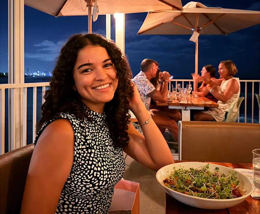 Tassia (34), $300, Non-smoker, No pets, and No children