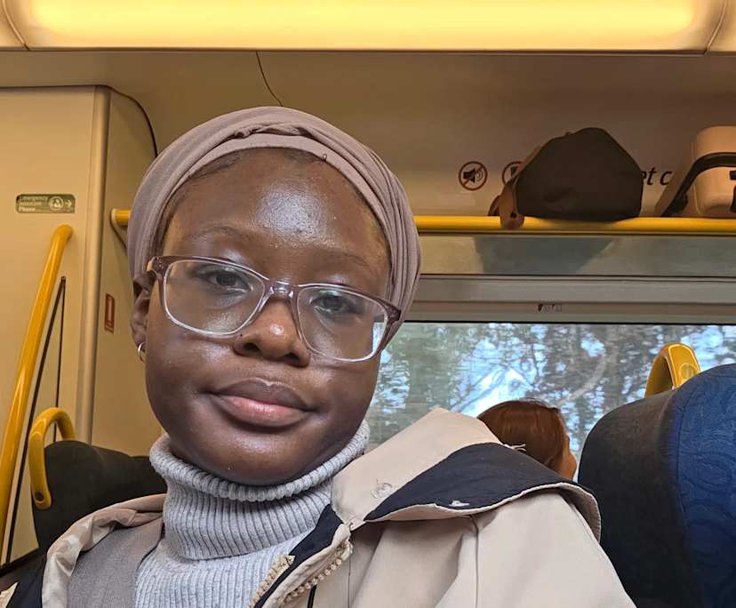 Hailey (22), $195, Smoker, No pets, and No children