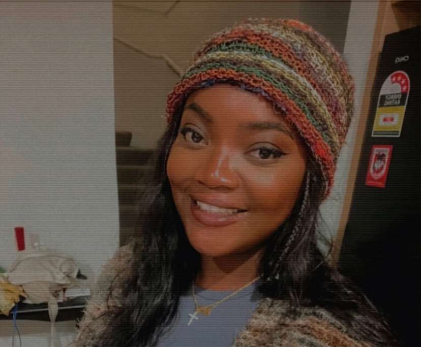 Munashe (26), $350, No pets, No children, and Non-smoker