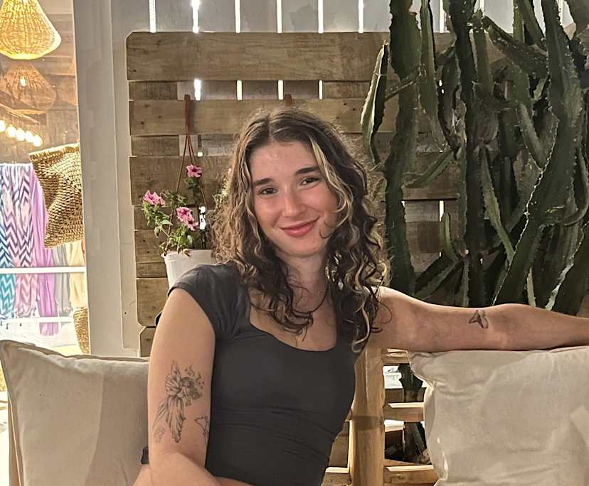 Mia