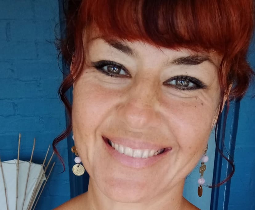Samar (52), $300, Have children, Non-smoker, and No pets