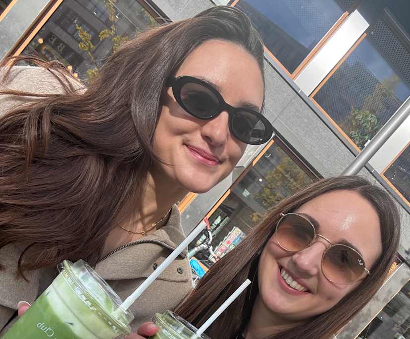 Maria (27) and Leonie (25), $850, 