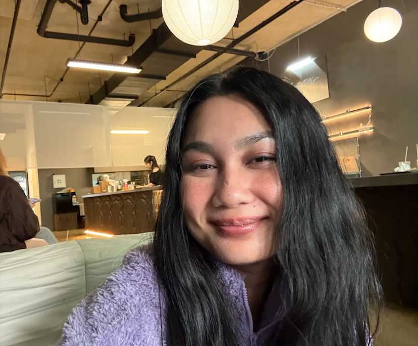 Thanita (32), $300, No pets, Non-smoker, and No children