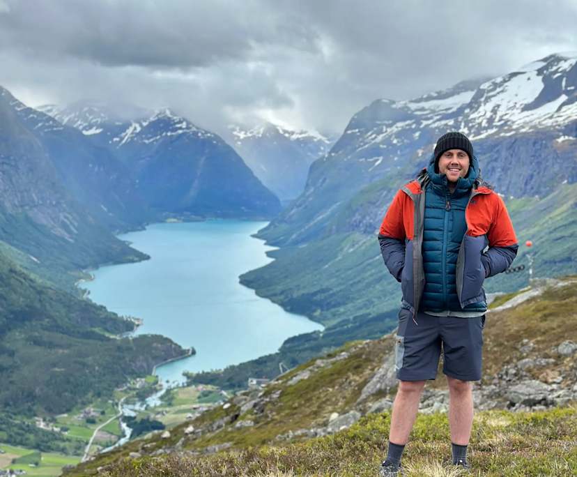 Joe Simpson (34), $250, LGBTQIA+, Non-smoker, No pets, and No children