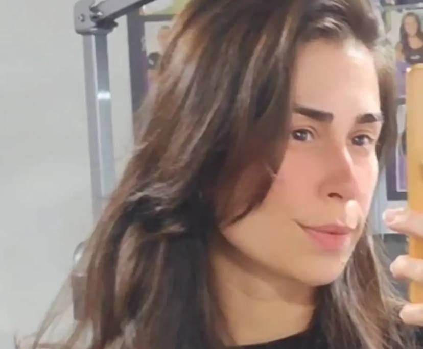 Camila (34), $350, Non-smoker, No pets, and No children