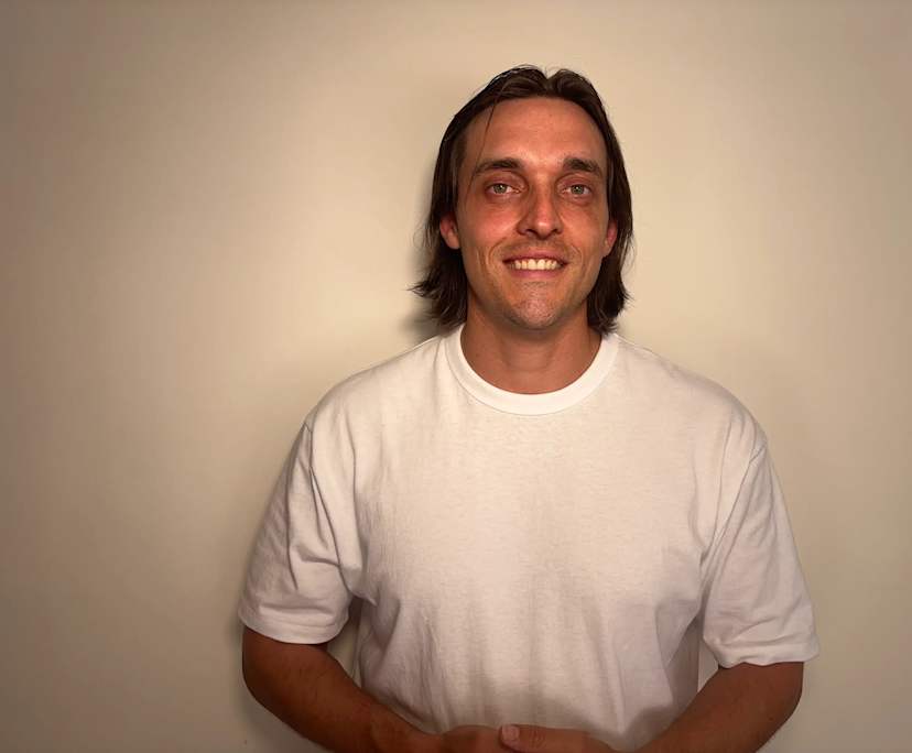 Arun (29), $500, Non-smoker, No pets, and No children