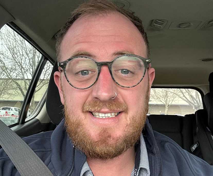 Tommy (36), $300, Non-smoker, No pets, and No children