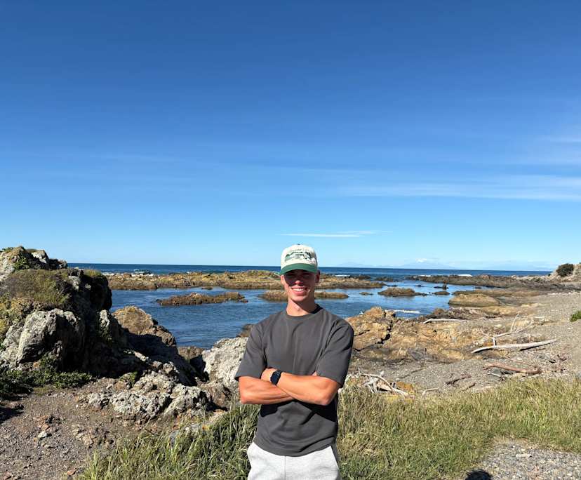 Lucas Whithouse (26), $550, Non-smoker, No pets, and No children