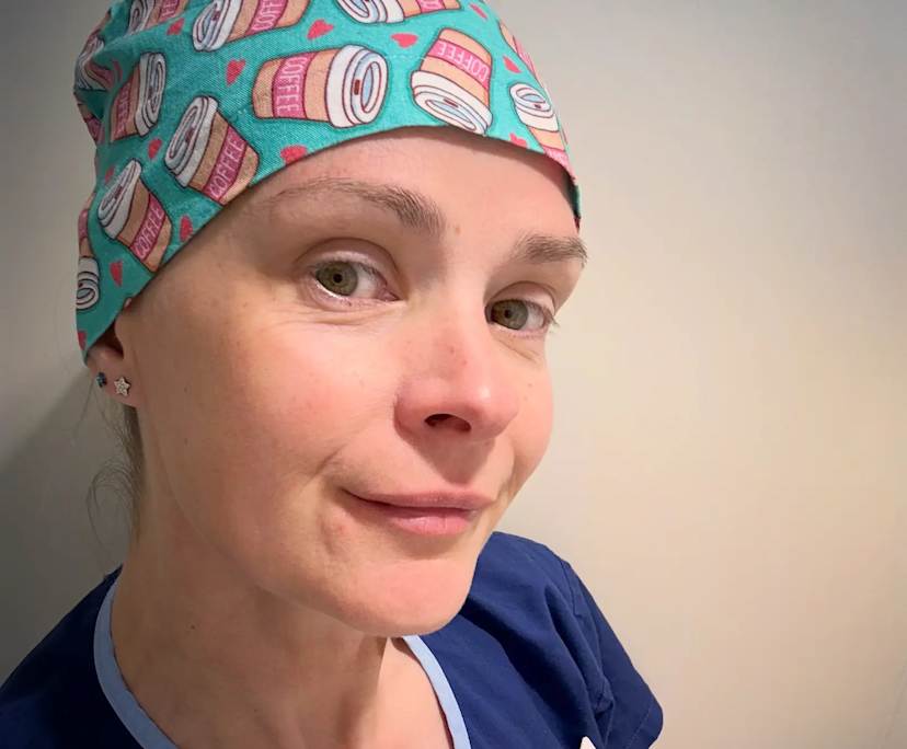 Eliza (45), $350, Non-smoker, No pets, and No children