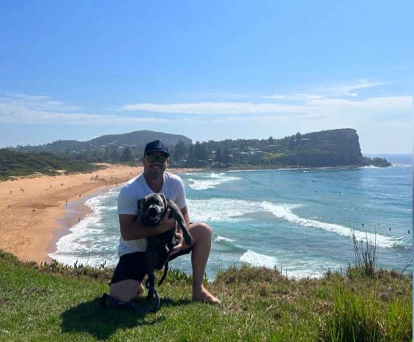 Aaron (47), $750, Non-smoker, Have pets, and No children