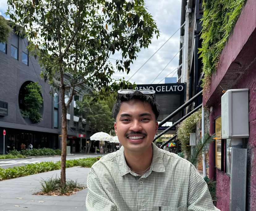 Nathan (23), $300, LGBTQIA+, Non-smoker, No pets, and No children