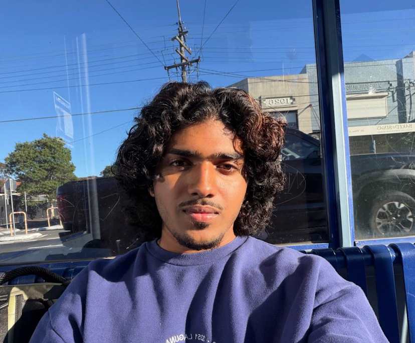 Anugrah (18), $350, Non-smoker, No pets, and No children