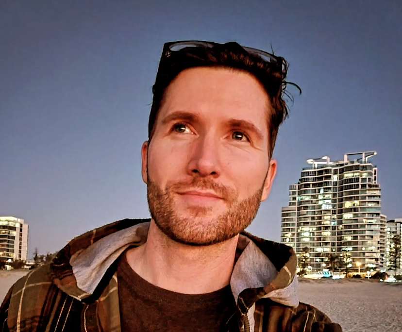 Danial (37), $260, Non-smoker, No pets, and No children