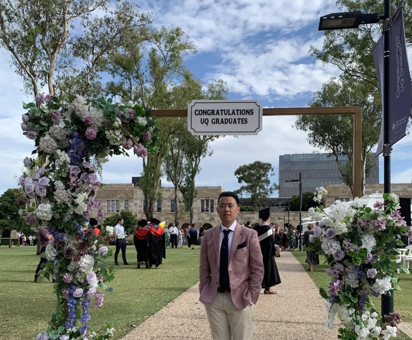 Daniel (29), $450, Non-smoker, No pets, and No children