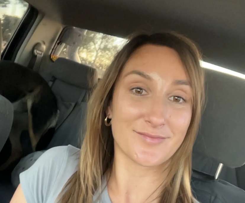 Susie (30), $600, Non-smoker, Have pets, and No children