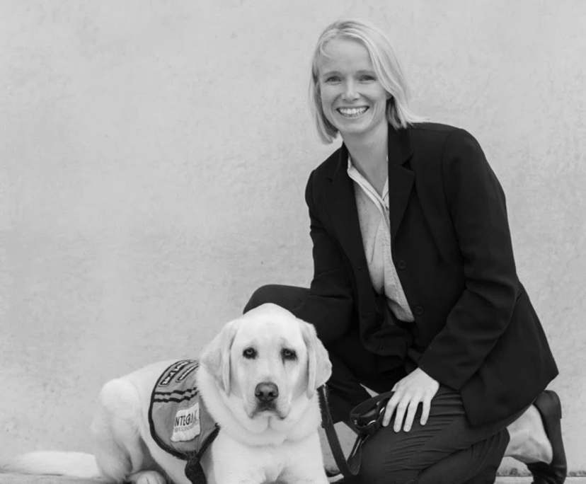 Jaye (33), $300, Non-smoker, Have pets, and No children