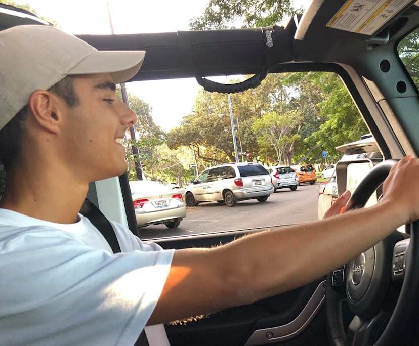 Cam (26), $380, Non-smoker, No pets, and No children