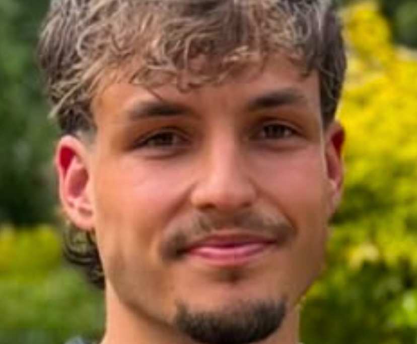 Harvey (22), $500, Non-smoker, No pets, and No children