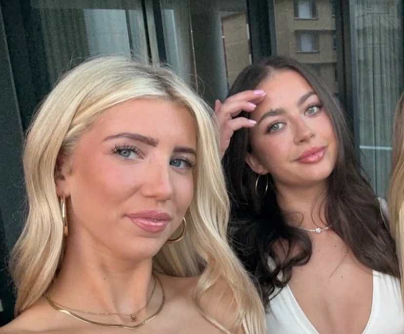 scarlett (23) and kira (25), $400, 