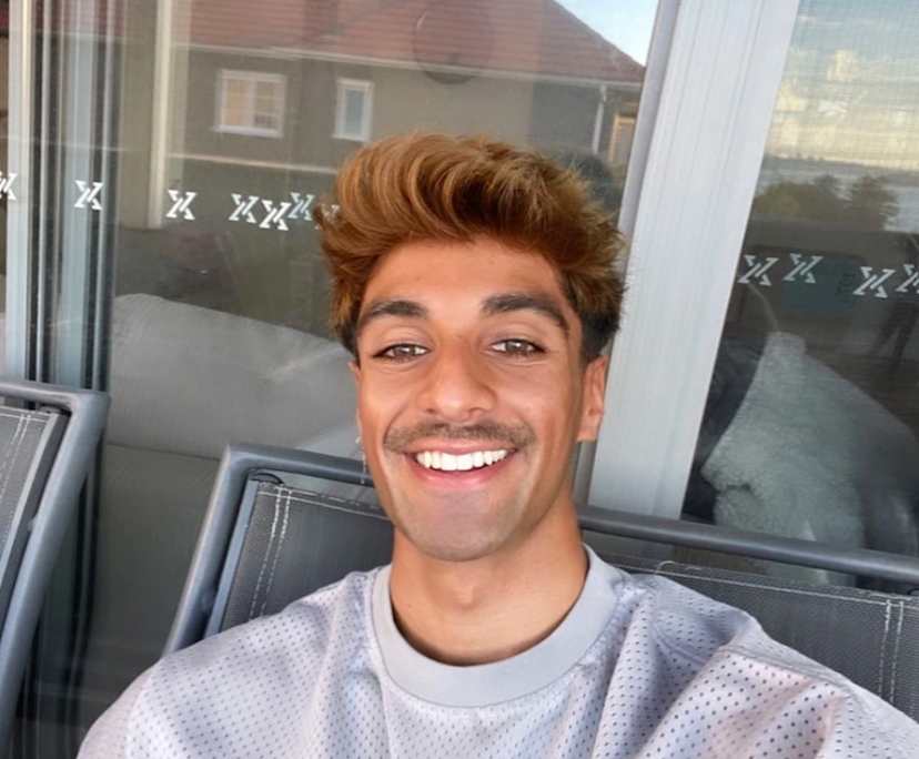 Karan (24), $450, Non-smoker, No pets, and No children