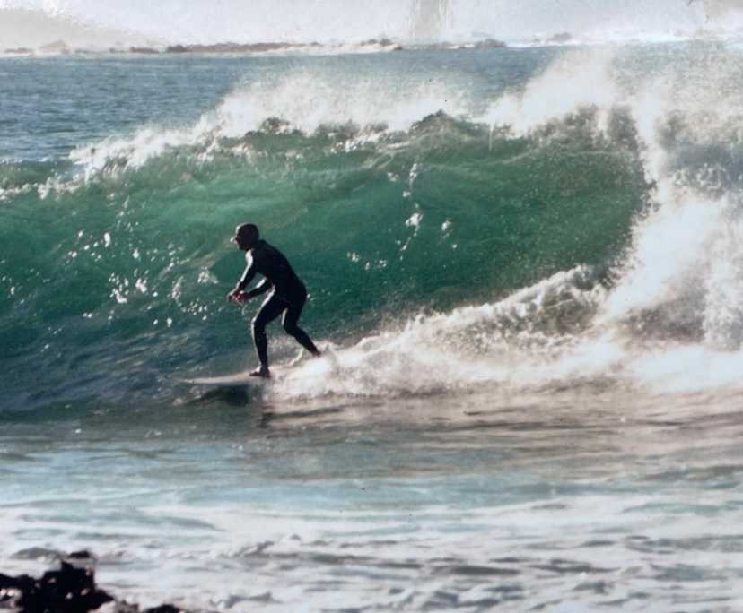 Christian (47), $500, Non-smoker, Have pets, and No children