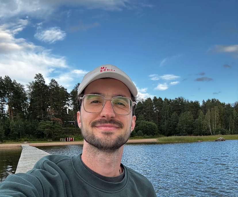 Mattia Perego (27), $300, Non-smoker, No pets, and No children