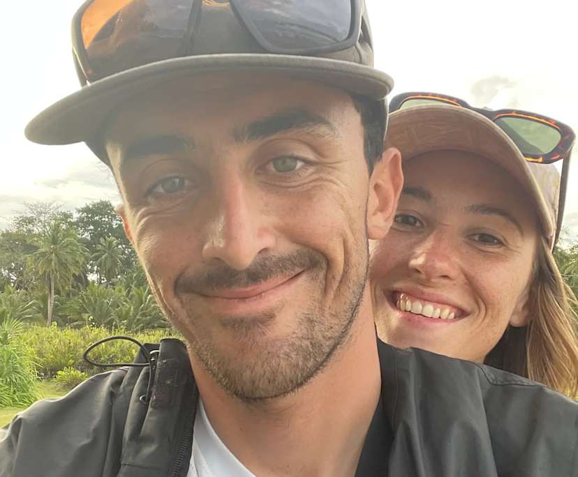 Eva (28) and Baptiste (30), $400, 