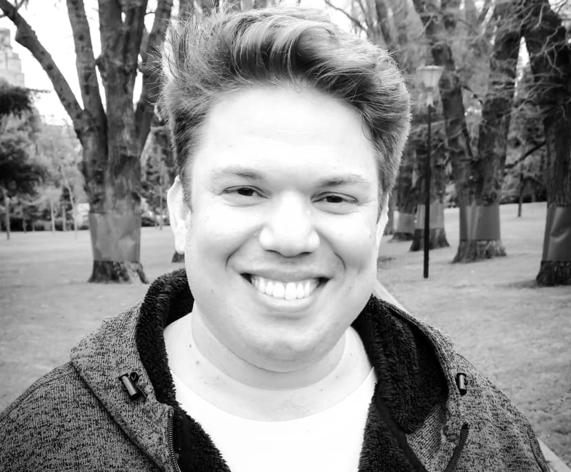 Anthony (39), $395, Smoker, No pets, and No children