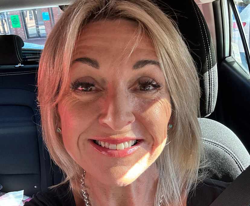 Sharn (53), $400, Non-smoker, No pets, and No children
