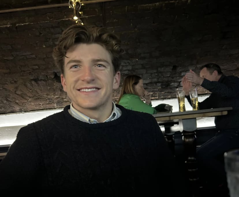 James (25), $400, Non-smoker, No pets, and No children