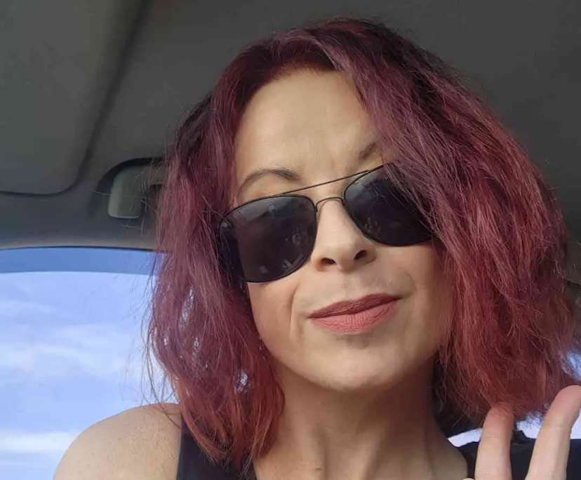 Sol (40), $250, Have pets, Smoker, and No children