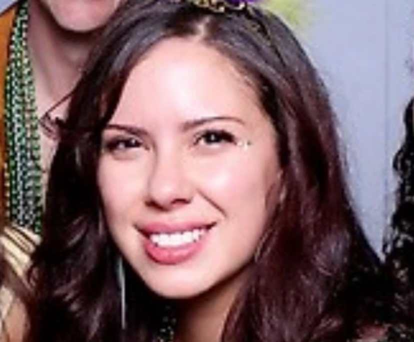 Lucy (31), $400, Non-smoker, No pets, and No children