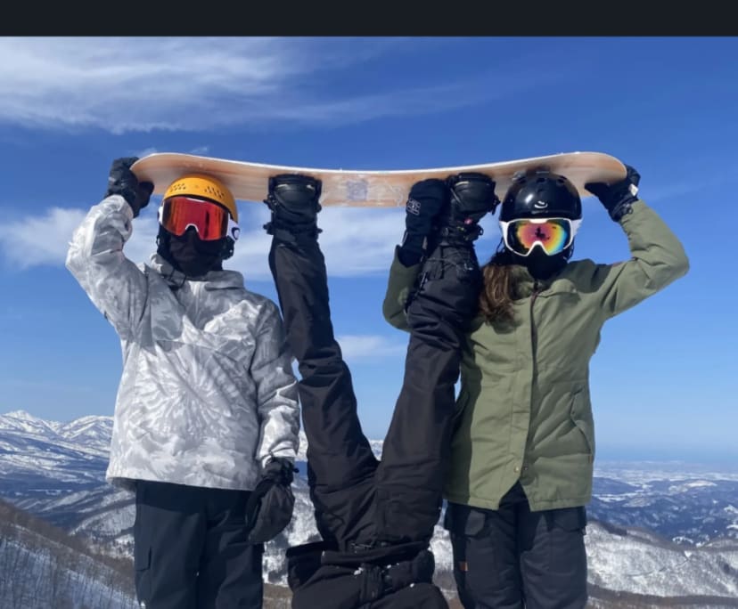 Solar (24) and Harry (26), $500, Non-smoker, No pets, and No children