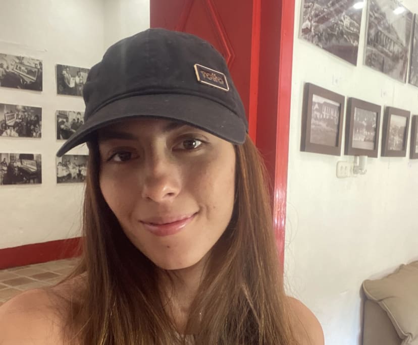 Angie (25) and juan (25), $450, 