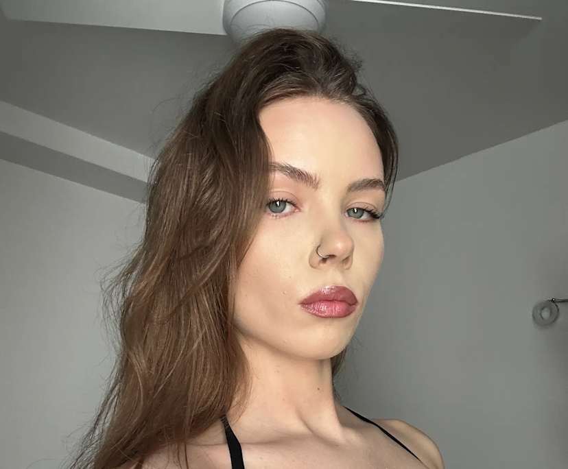 Morta (25), $300, Smoker, No pets, and No children