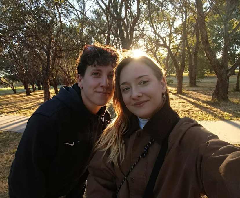 Marta (22) and Linda (30), $250, LGBTQIA+, Non-smoker, No pets, and No children