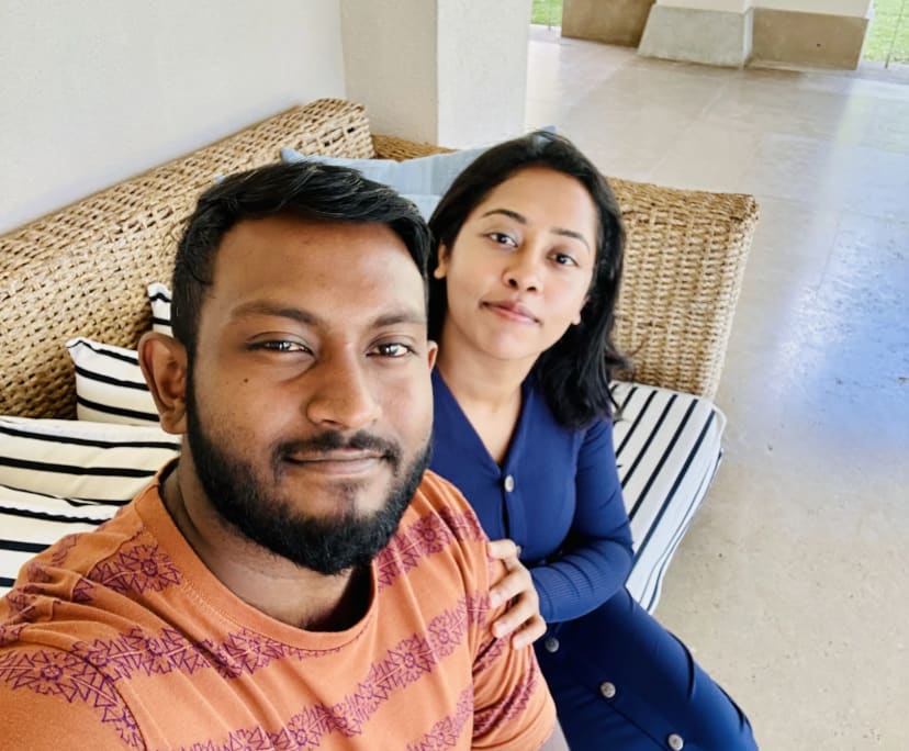 Manoj & Dinelka