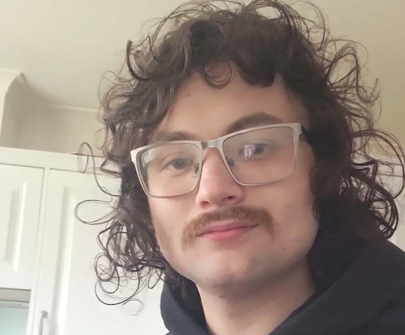 Jake (26), $280, Smoker, No pets, and No children