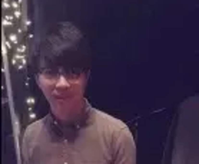 Jonathan (35), $400, 